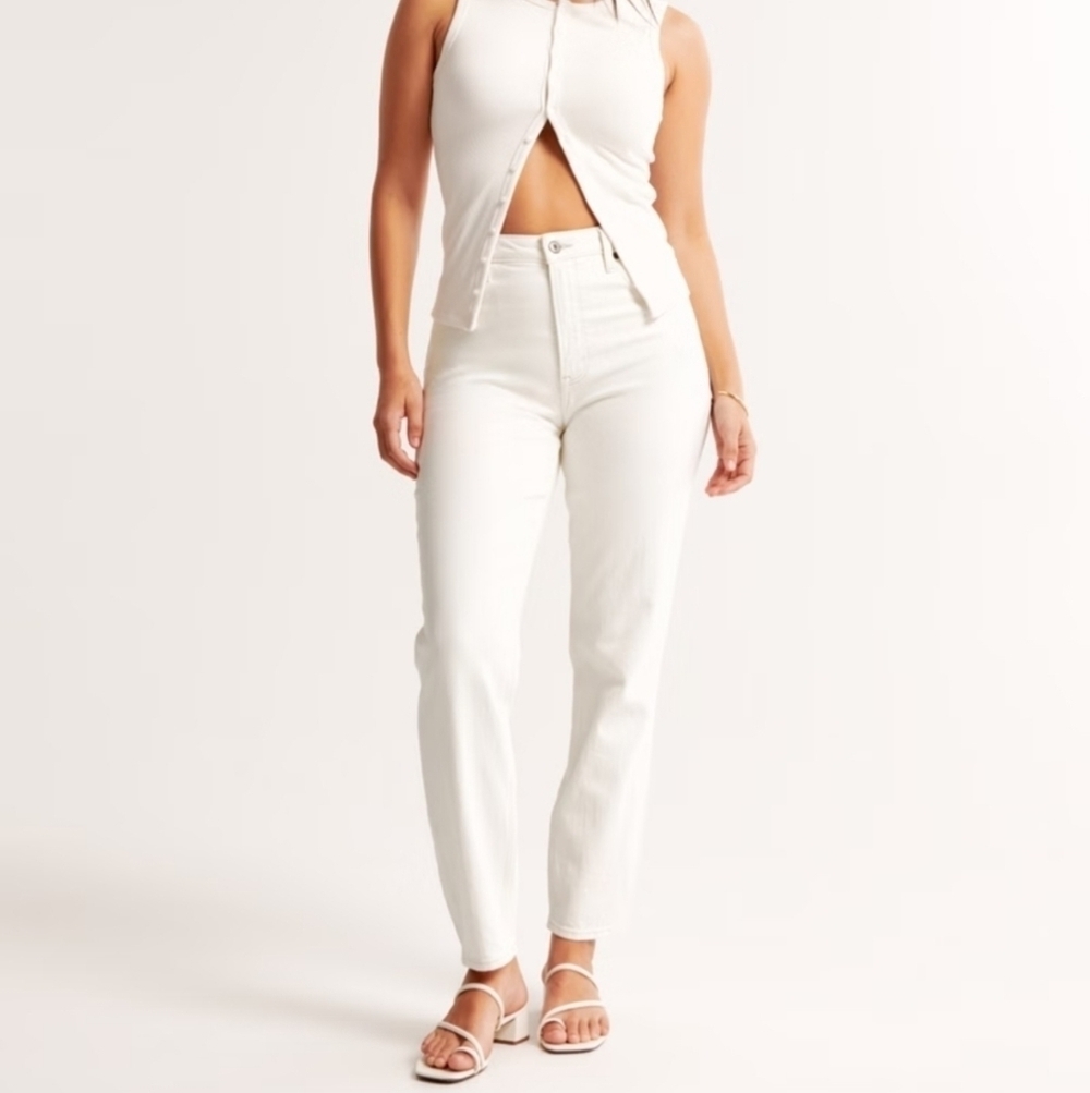 Abercrombie and Fitch jean women off-white mom high rise curve 22S casual Y2k